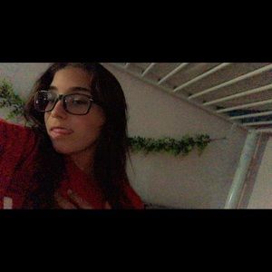 Meet your Posher, Lilly